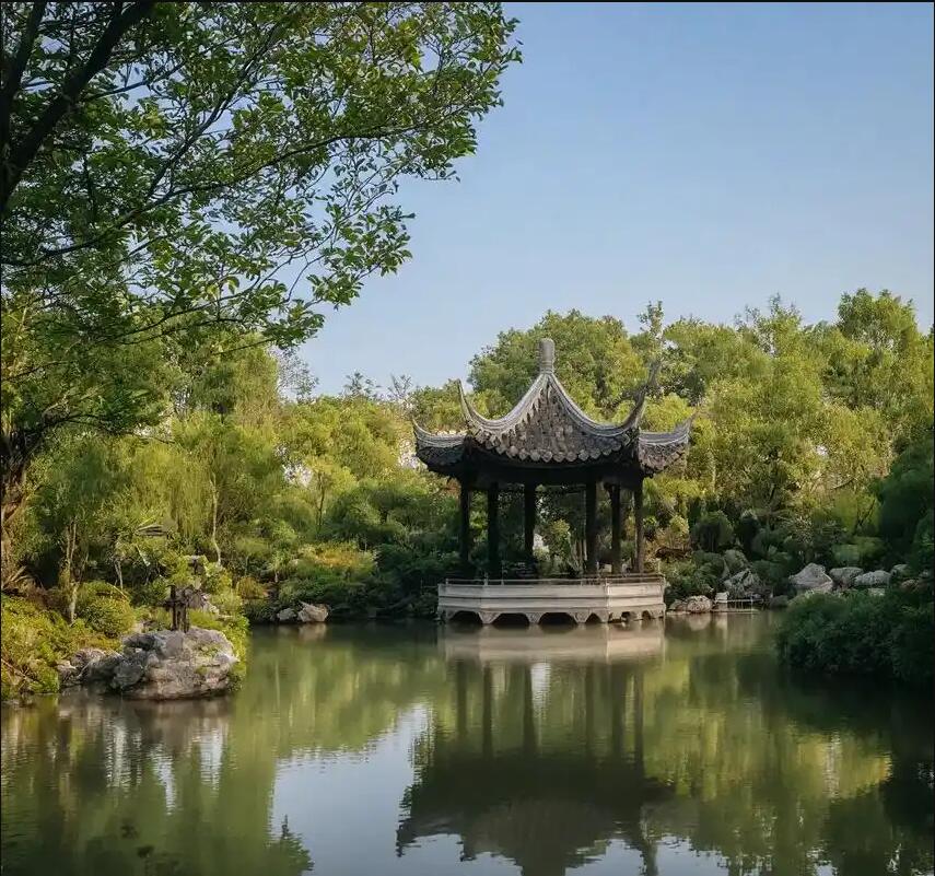 阳春雨双建筑有限公司